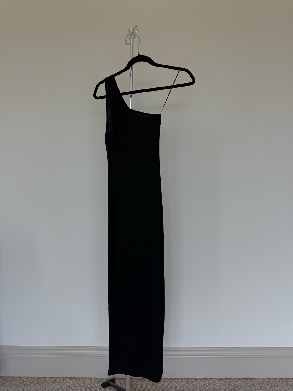 Asymmetrical One-Shoulder Black Maxi Dress